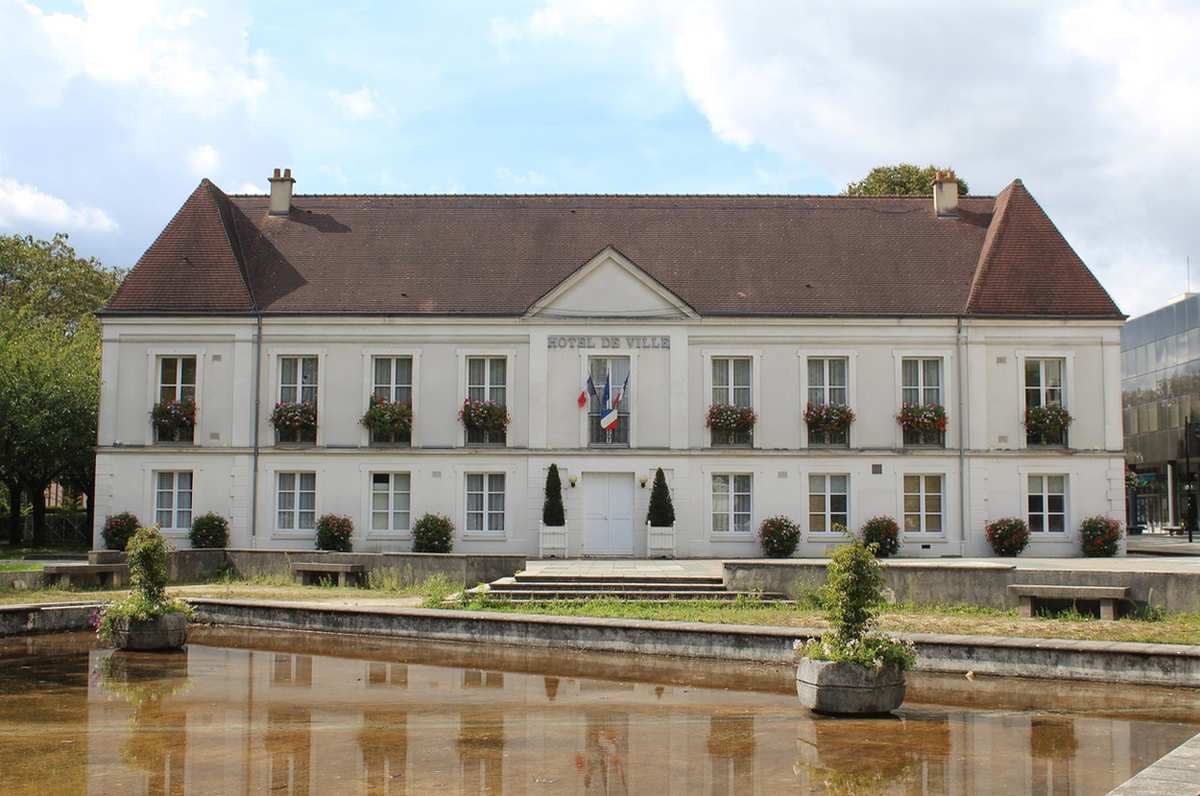 Hôtel de Ville de Lognes (77185)